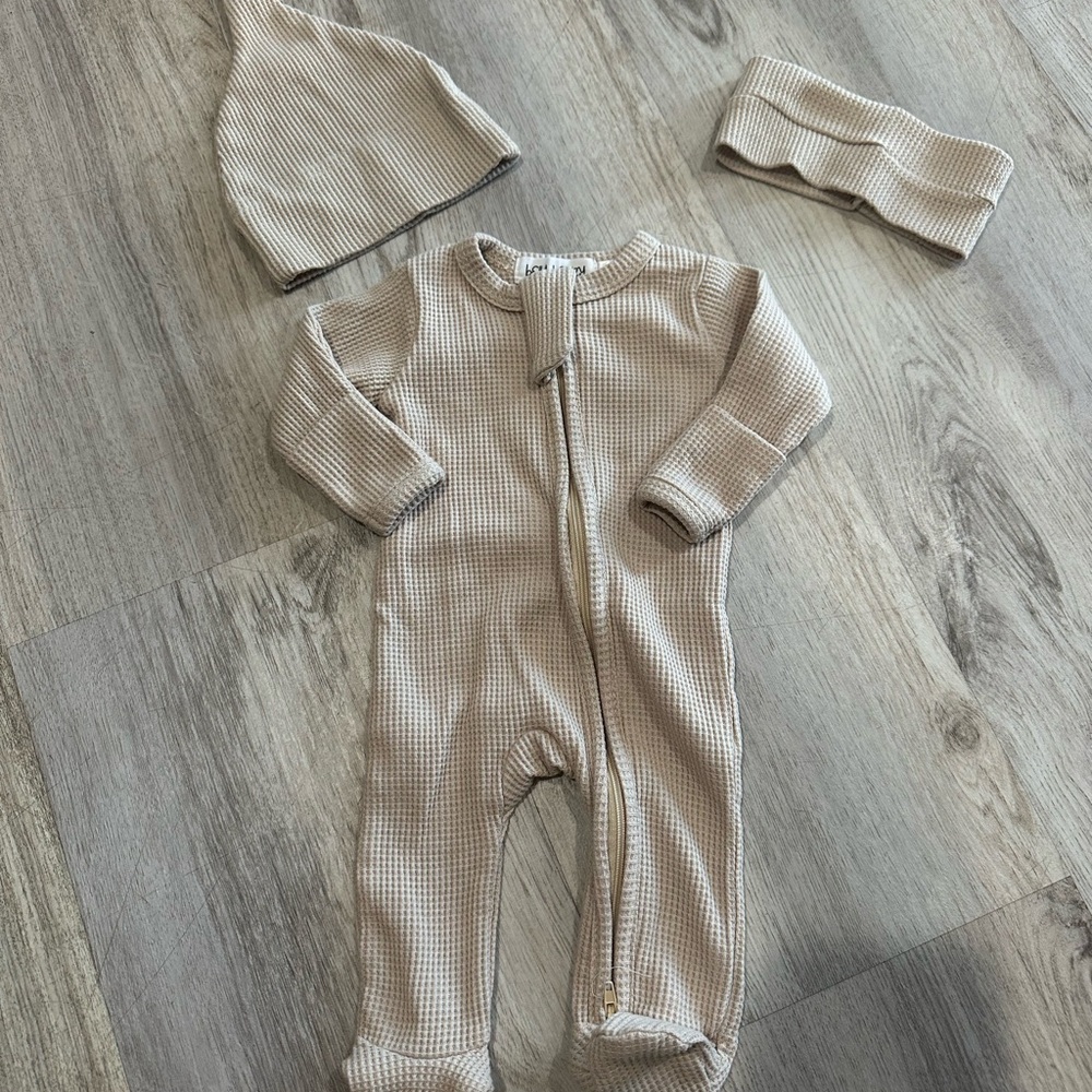 Soft Beige Kids Matching Set with Hat and Headband